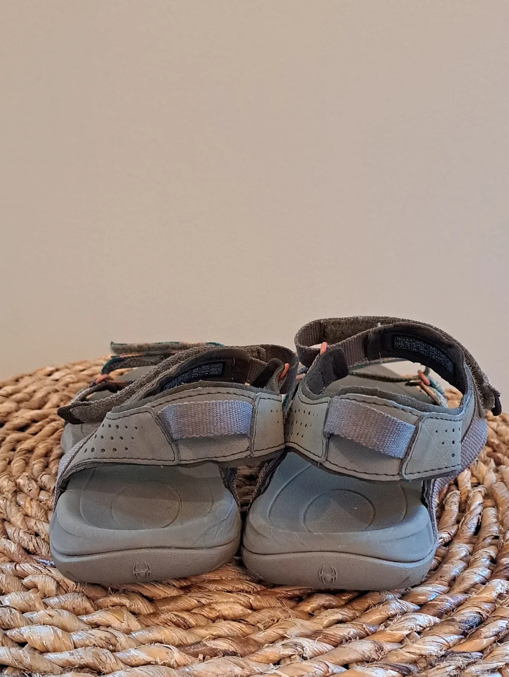 Teva Womens Terra Activewear/Outdoor Tan/Brown/Peach Print Sandals 7.5